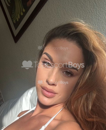 Photo escort girl Yasemin: the best escort service
