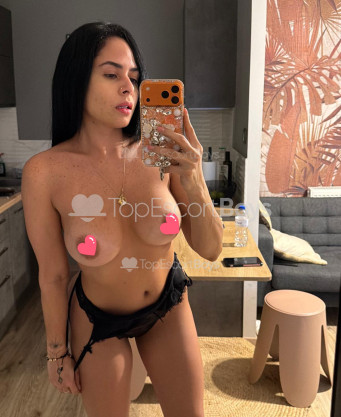 Photo escort girl DANIELLE : the best escort service