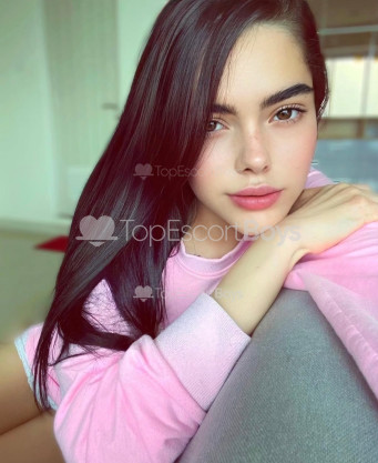 Photo escort girl Giulia  Baby 19: the best escort service