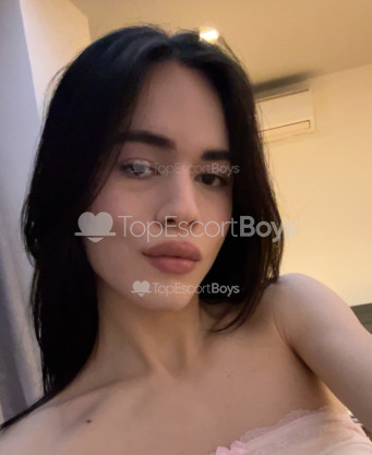 Photo escort girl Bella: the best escort service