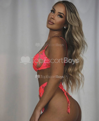 Photo escort girl Isa: the best escort service