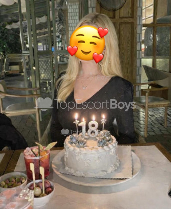 Photo escort girl Cherry : the best escort service