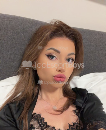 Photo escort girl Giulia: the best escort service