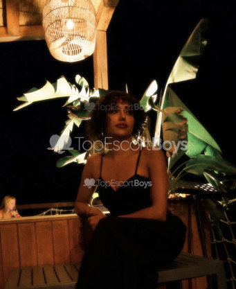 Photo escort girl Buse: the best escort service