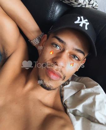 Photo escort girl Thiago XXL: the best escort service