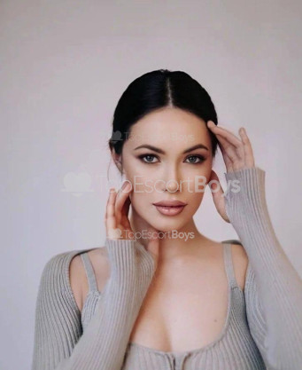 Photo escort girl Kira AZ: the best escort service