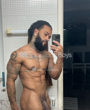 Photo escort girl Yvcy: the best escort service