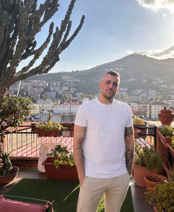 Photo escort girl Michael: the best escort service