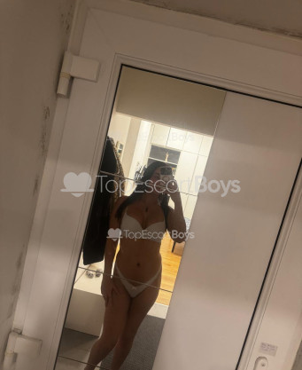 Photo escort girl julianyta: the best escort service