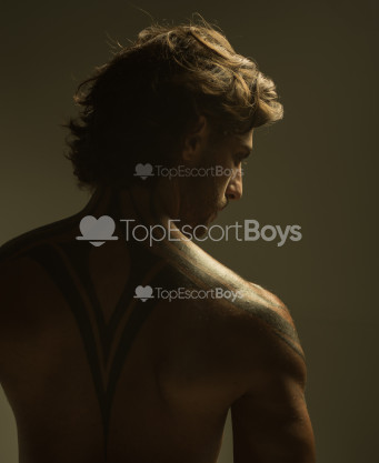 Photo escort girl AQIRA: the best escort service