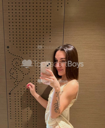 Photo escort girl MISS EVA: the best escort service