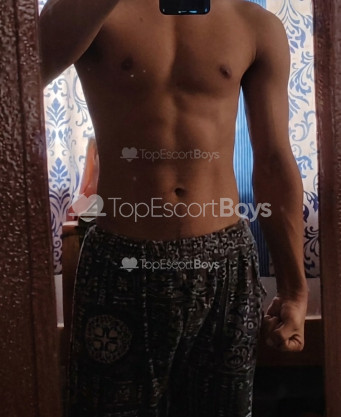 Photo escort girl Akata: the best escort service