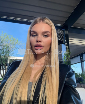 Photo escort girl Nika : the best escort service