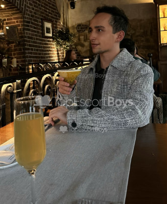 Photo escort girl David: the best escort service